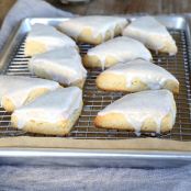 Starbucks-Style Gluten Free Petite Vanilla Bean Scones